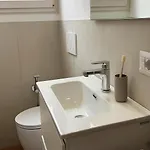 Largo A Zoppi Appartamento
